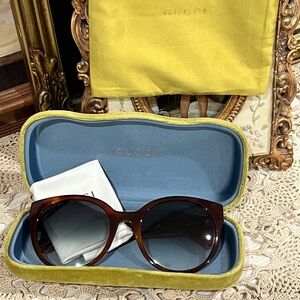 Gucci Women’s Brown Gradient Round Oversized Sunglasses